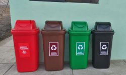 INSTALAN CONTENEDORES DE RESIDUOS SOLIDOS EN TODO EL P.E. CHINECAS