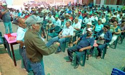 GRAN ASISTENCIA DE AGRICULTORES EN REUNIÓN INFORMATIVA SOBRE AVANCE DE EXPEDIENTE TÉCNICO DEL MEJORAMIENTO DEL CANAL IRCHIM