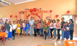 ¡𝐅𝐄𝐋𝐈𝐙  𝐃𝐈́𝐀, 𝐌𝐀𝐌𝐀́❗