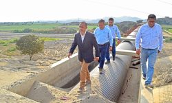 GOBERNADOR REGIONAL INSPECCIONA TRABAJOS EN EL CANAL AÉREO