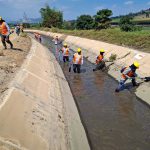 CHINECAS REFUERZA LA LIMPIEZA DEL CANAL DE DERIVACIÓN CHIMBOTE DURANTE LA SEGUNDA SECA PROGRAMADA DEL RECURSO HÍDRICO